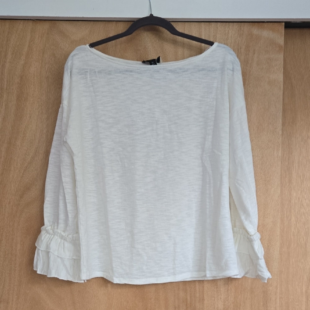 Lumiere Cream Ruffled 3/4 Sleeve Blouse
